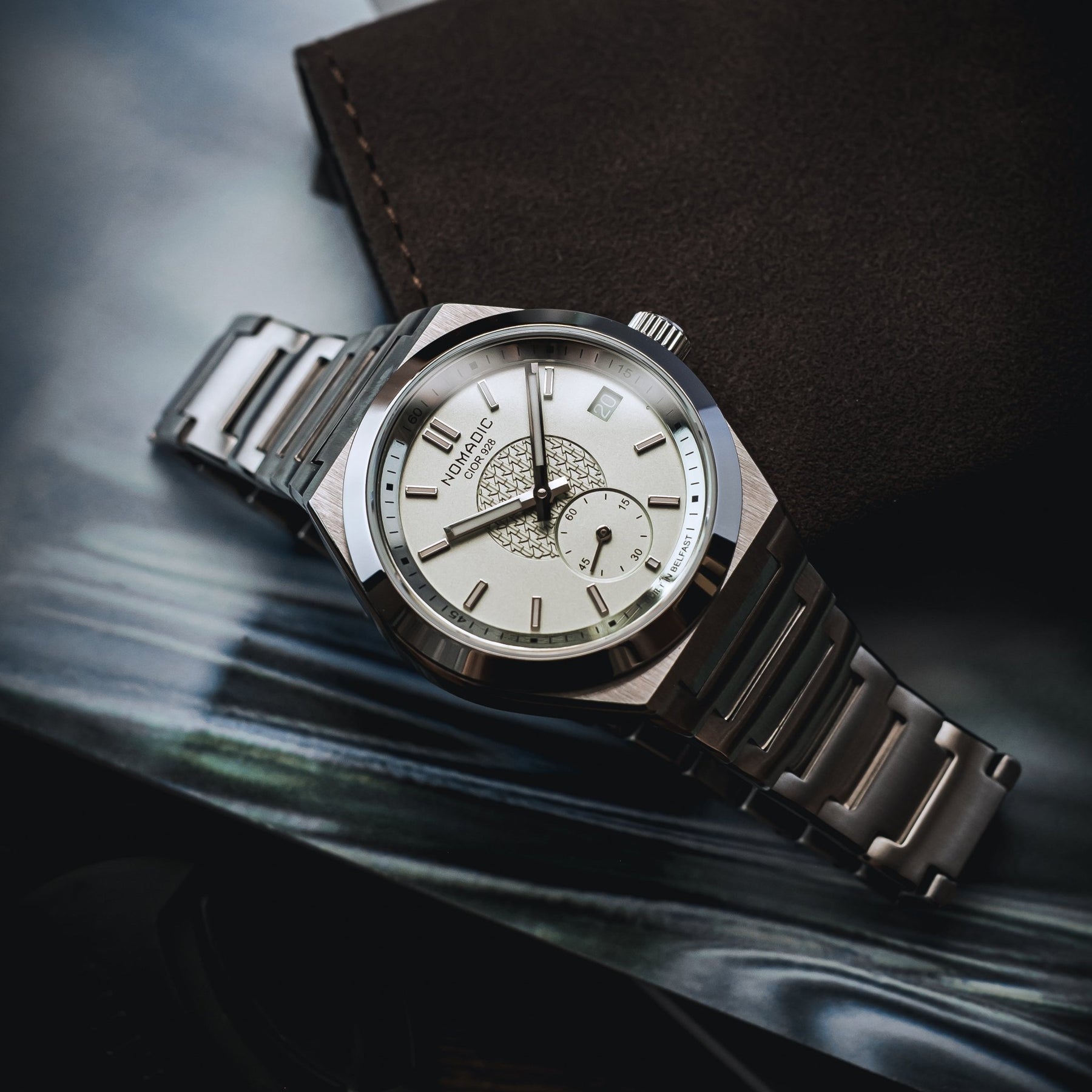 Cíor 928 - Mint Green - Luxury Sports Watch (36mm)