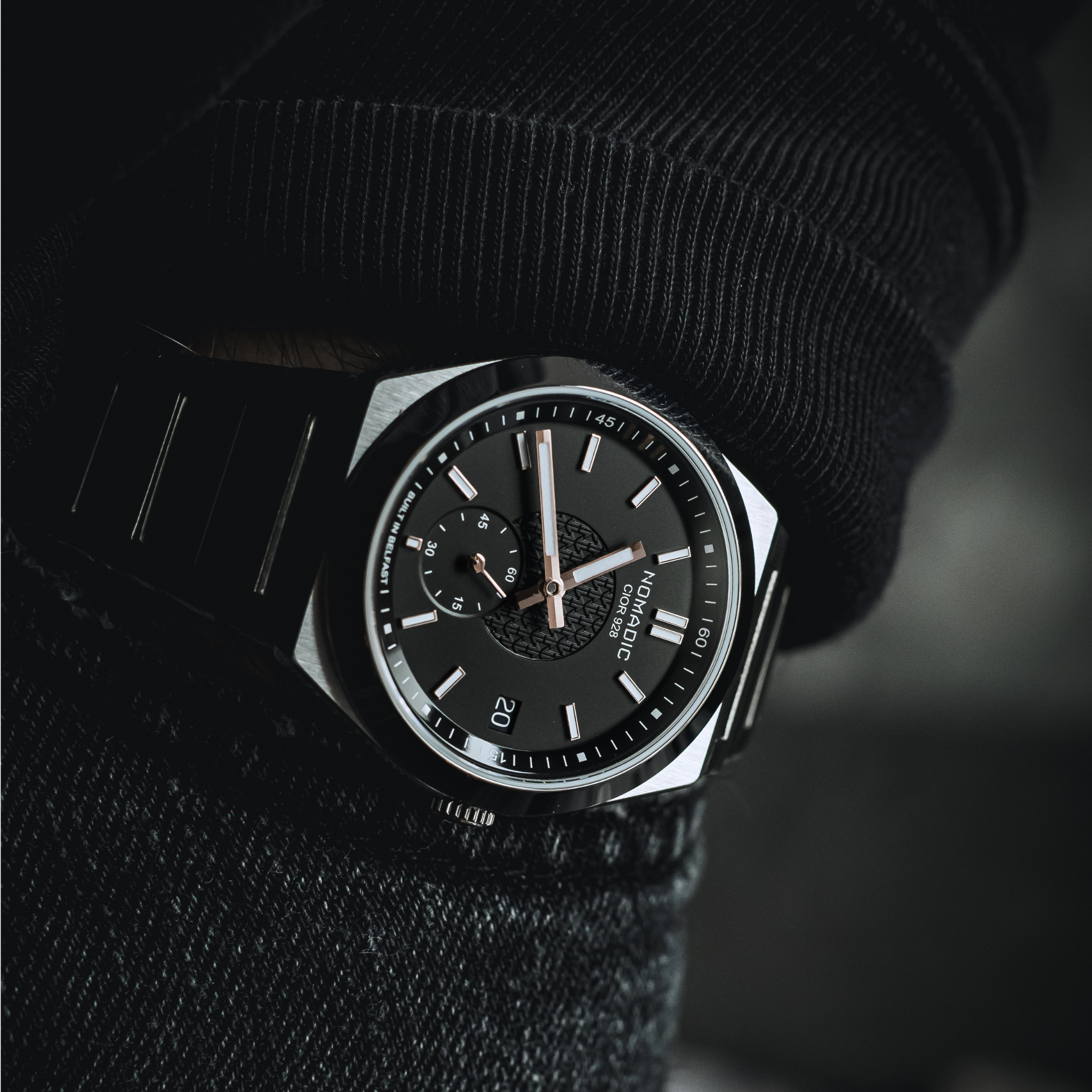 Cíor 928 - Luxury Sports Watch (36mm) - Black and Rose Gold