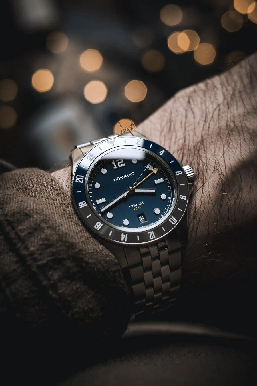 Fíor 555 - GMT Watch (41mm) - Deep Ocean Blue