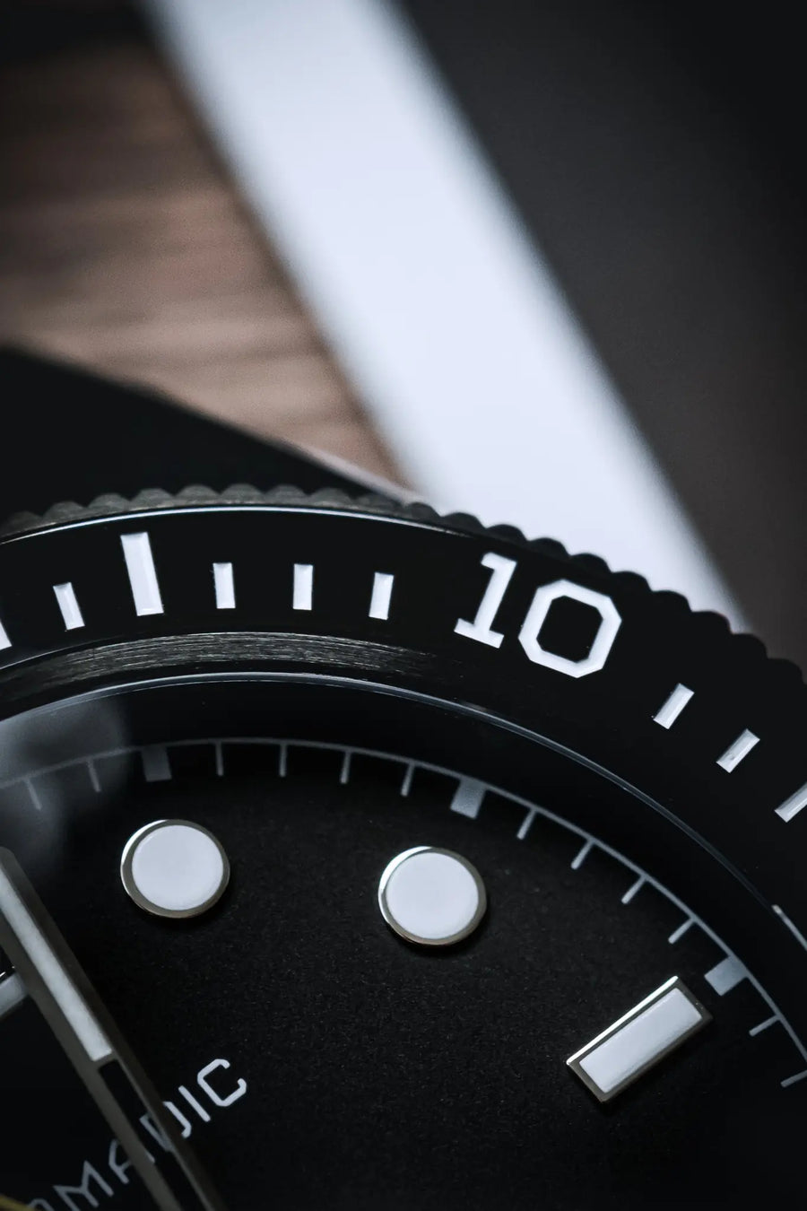 Maraí 401 Blackout - 40mm Dive Watch (2026 Edition)
