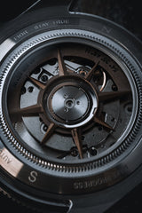 Fíor 555 Prestige - 18k Gold (PVD) GMT Watch (41mm) - Classic Black and Gold