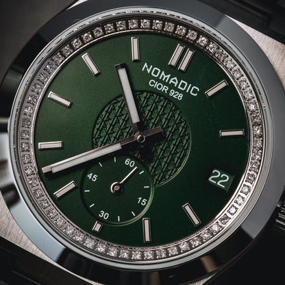 Cíor 928 - Emerald Abyss with Diamonds - Luxury Sports Watch (36mm)