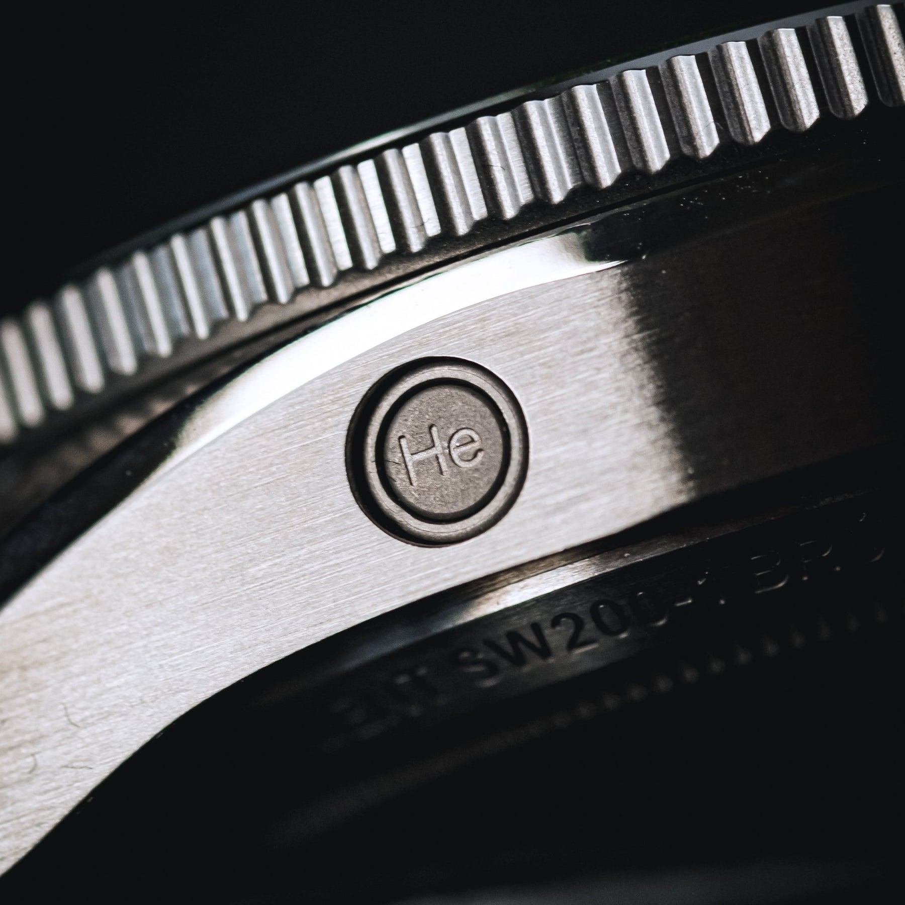 Brú 750 - 42mm Ti5 Deep Dive - Deep Ocean Blue