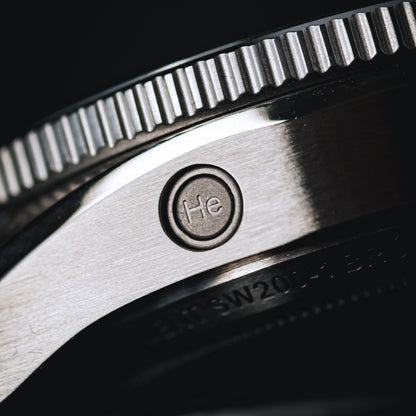 Brú 750 - 42mm Ti5 Deep Dive - Pitch Black