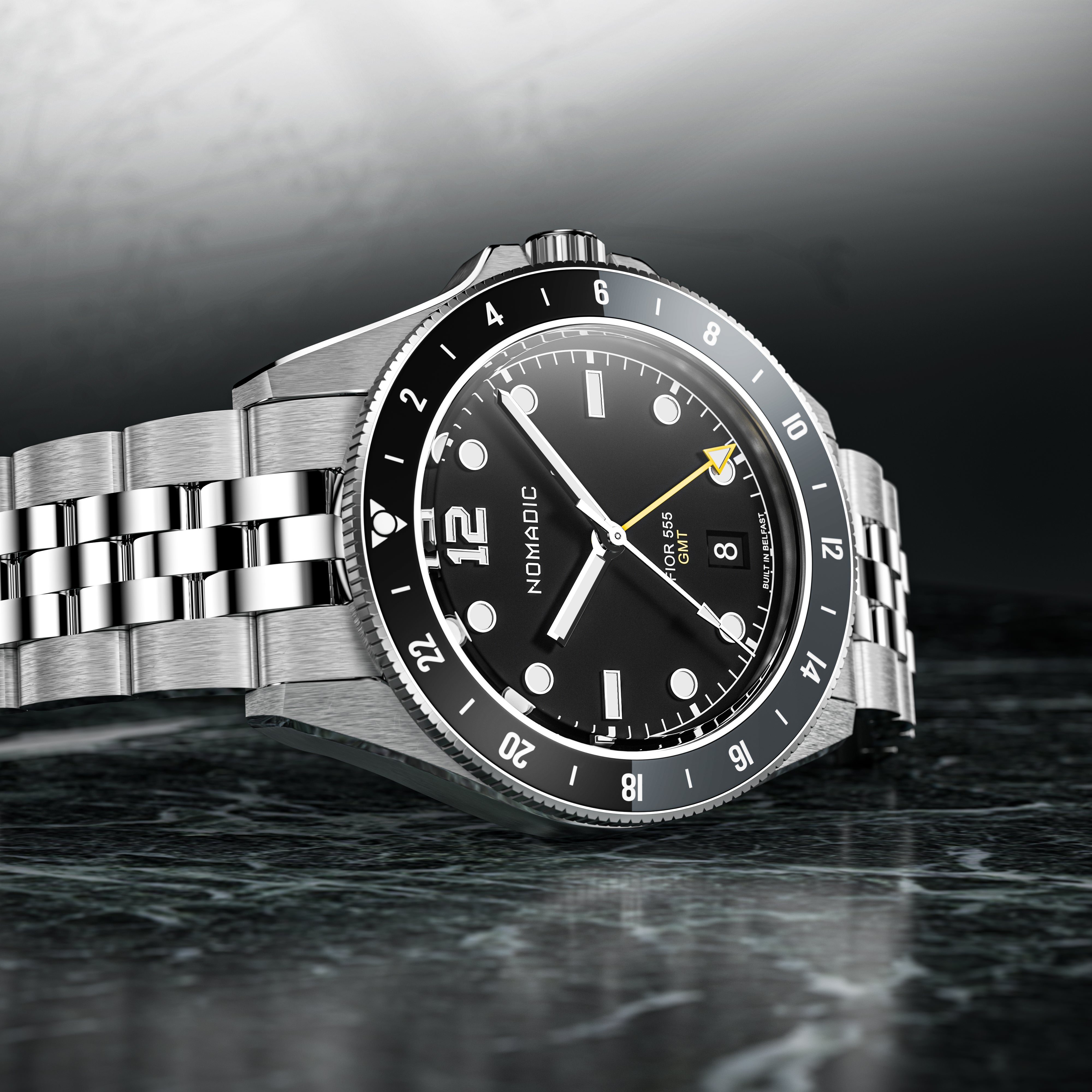 Fíor 555 - GMT Watch (41mm) - Pitch Black and Grey