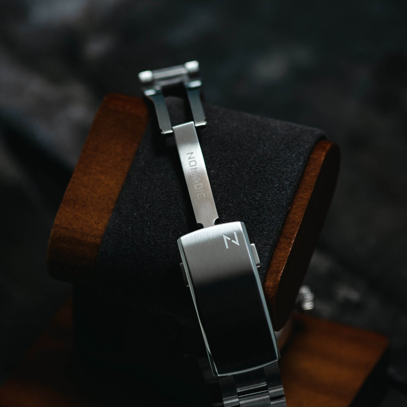 Classic Black and Gold - Maraí 401 Compact - 36mm Dive Watch (2026 Edition)